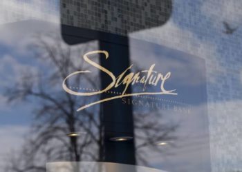 Short seller warned US regulator about Signature Bank in January