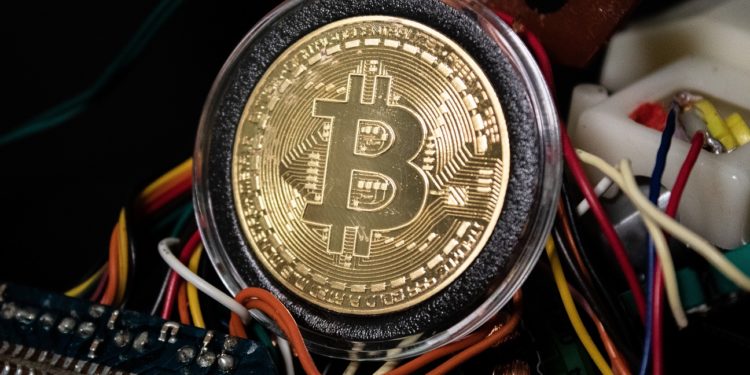 Bitcoin Miners Are Still Under Pressure, Here’s Why