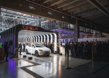 Tesla Q1 2023 Deliveries Set New Quarterly Record but Falls Short of Analysts’ Expectations