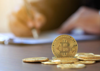 Institutional Investors Flock To Bitcoin: A Paradigm Shift?